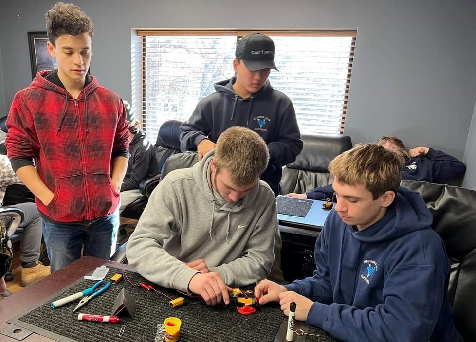 ELECTRICAL STUDENTS AT NASHOBA TECH  LEARN FROM TWO ‘LIVING LEGENDS’